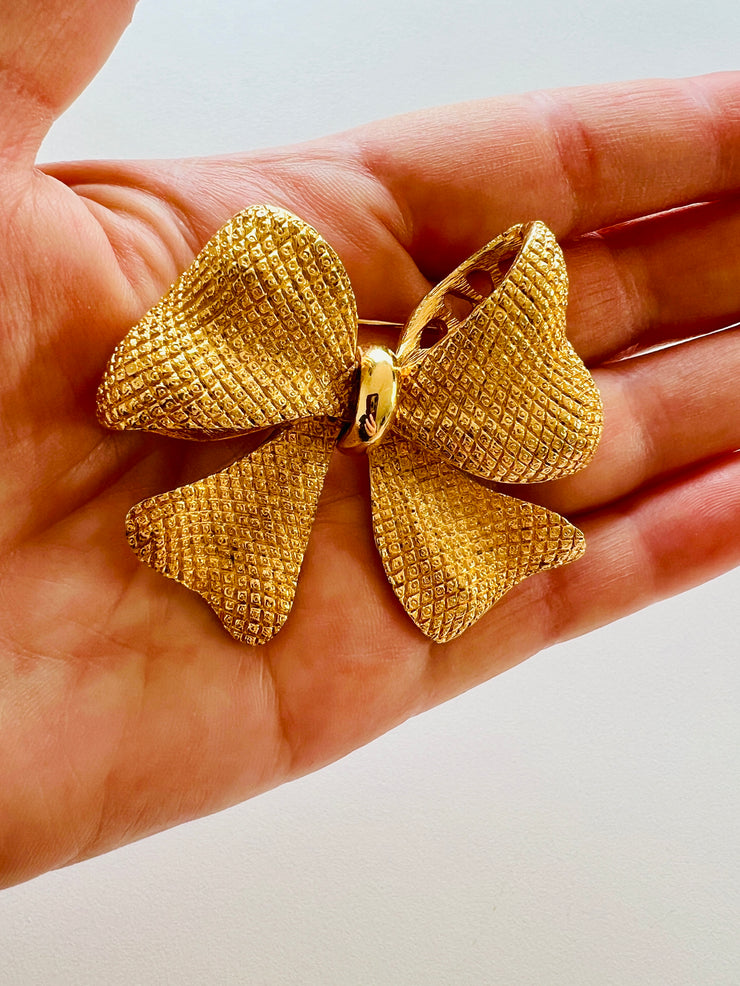 Quilted Gold Bow Brooch