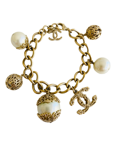 2005 Chanel CC Pale Gold Tone Chain Charm Bracelet