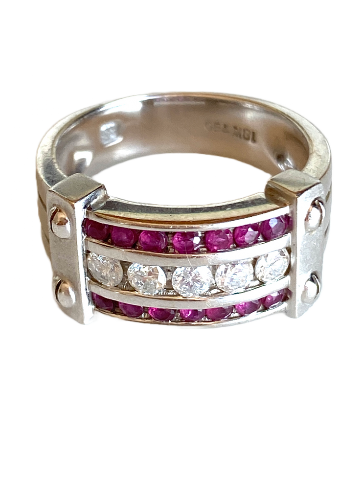 18k White Gold Ruby Diamond Ring