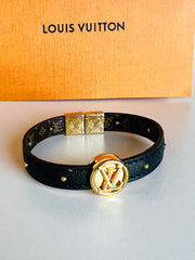 Louis Vuitton Circle Reversible Bracelet Monogram Noir – STYLISHTOP