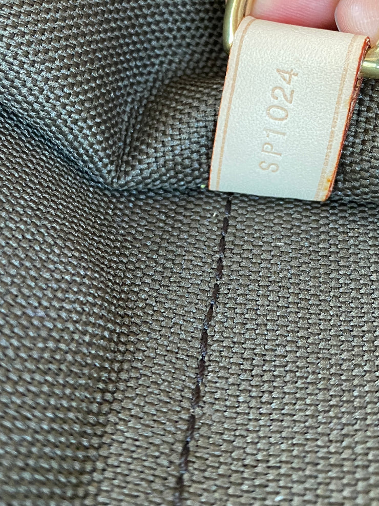Men's Louis Vuitton Logo Monogram Fold Over Portable 5 Cintres Garment Bag