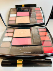 CHANEL Blush Palettes for sale