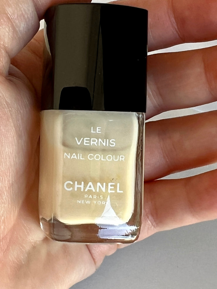 Chanel Nail Color Flamme Rose Natural Pink # 87