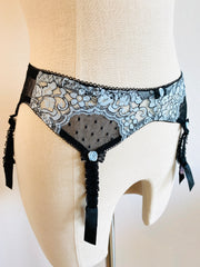 Agent Provocateur Light Blue Lace Suspenders Sz Sm