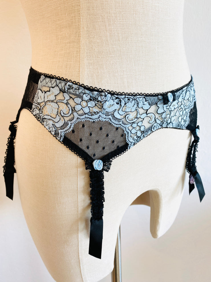 Agent Provocateur Light Blue Lace Suspenders Sz Sm