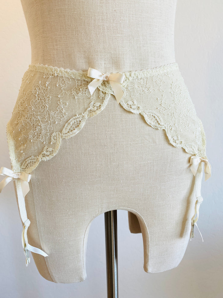 Agent Provocateur Ivory Lace Suspenders Sz Sm