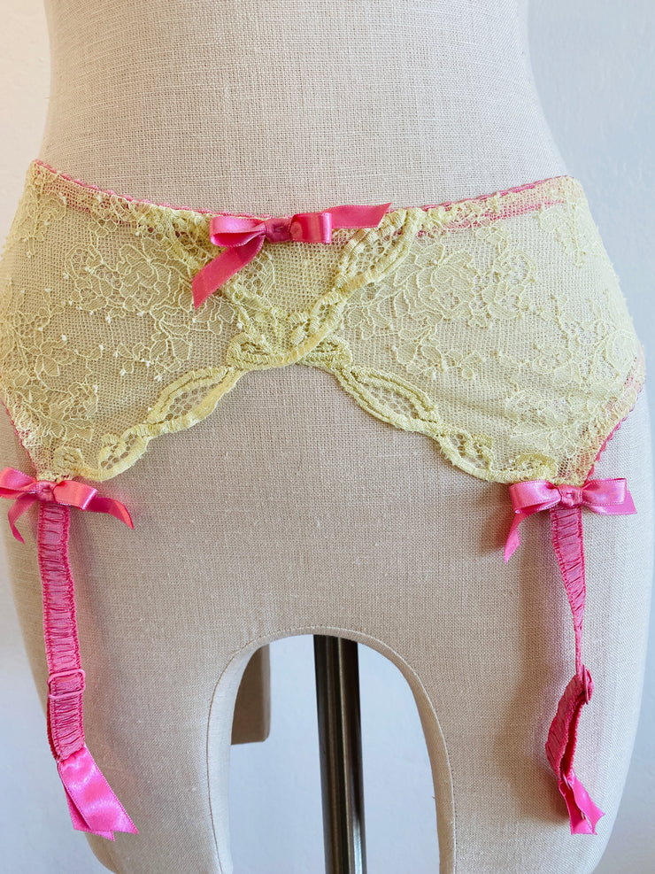 Agent Provocateur Light Yellow Pink Lace Suspenders Sz Sm