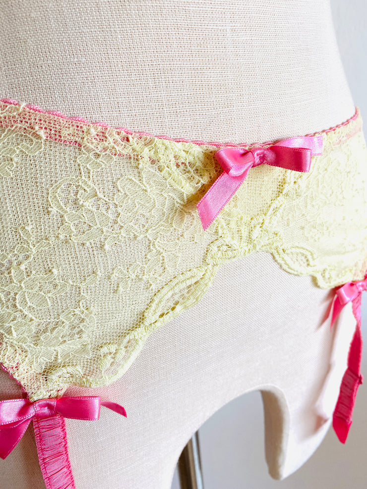 Agent Provocateur Light Yellow Pink Lace Suspenders Sz Sm