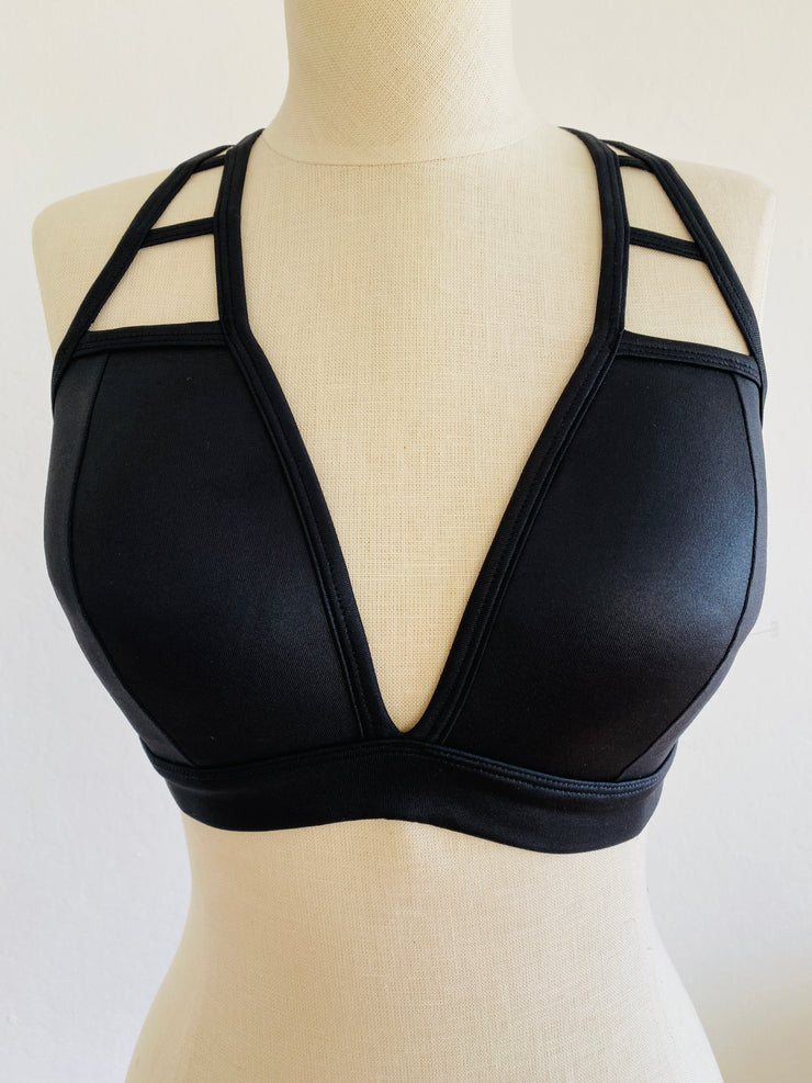 Alo Black Strappy Sports Bra