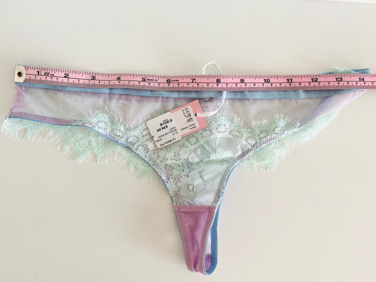 Dora Larsen Light Blue Daisy Set