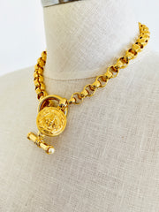 Joan Rivers Bee Toggle Cable Link Gold Choker Necklace