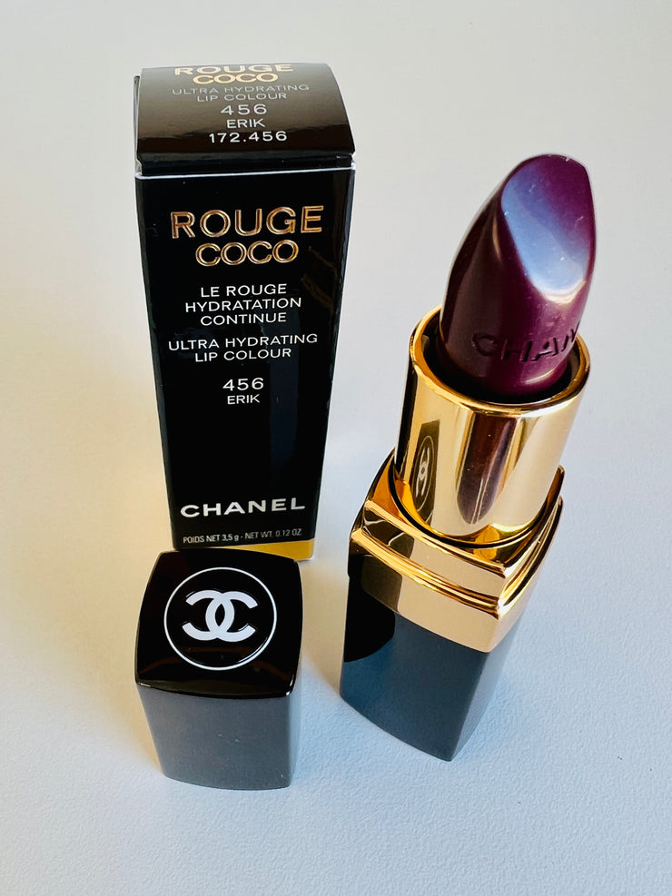 The Review: Chanel Rouge Coco Ultra Hydrating Lip Colour