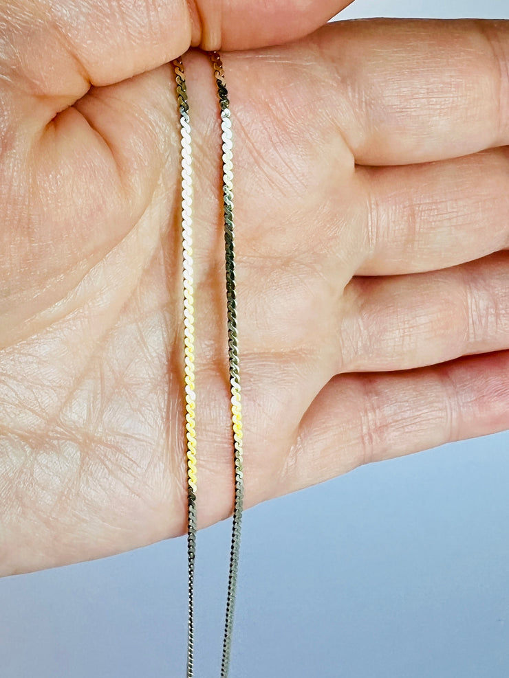 14K Serpentine Chain Necklace 2.8 grams