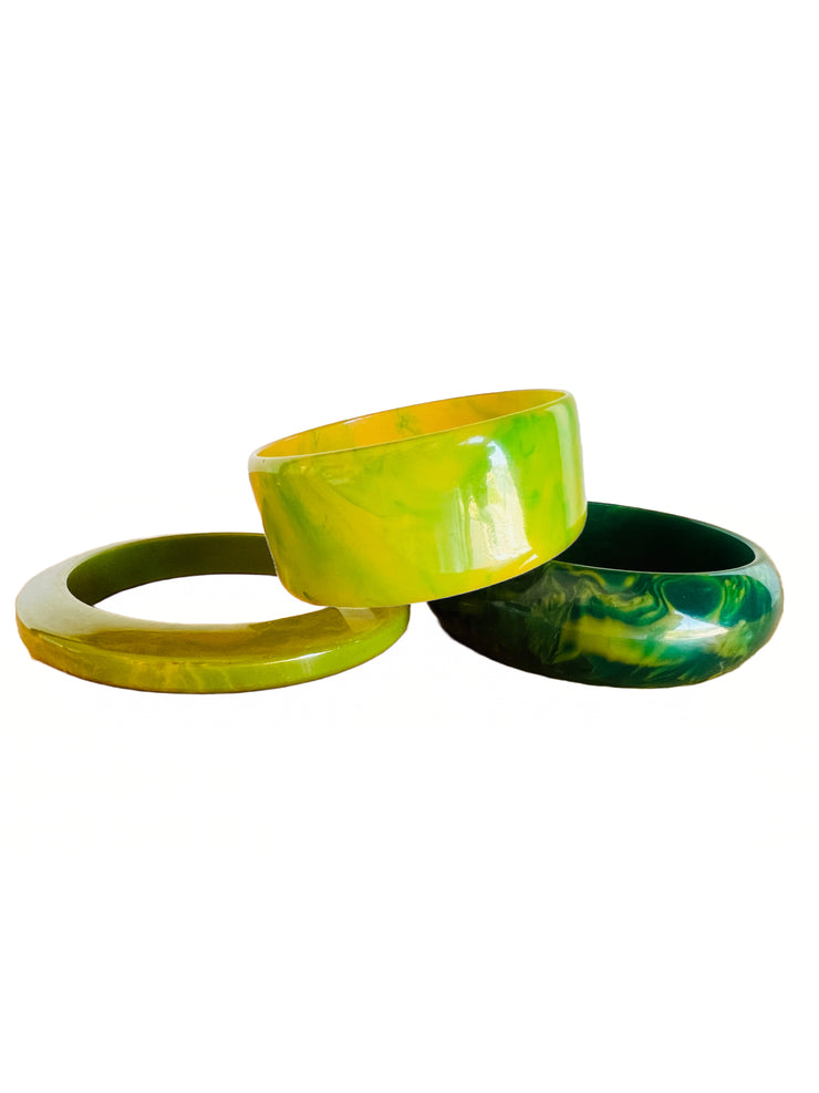 1950s ca plain Bakelite bangle bracelets, coming in a variety of color –  OffBeatMilan